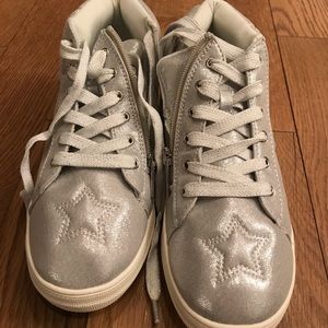 Kidpik shimmer star high tops